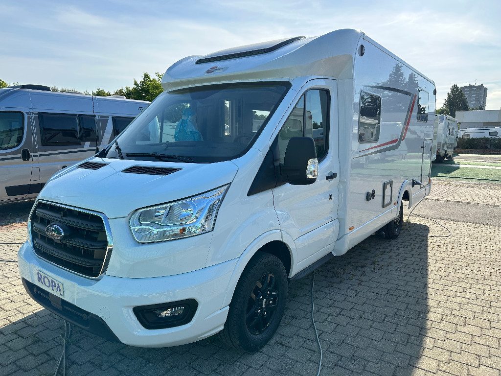 BURSTNER LINEO T 690 G ( 2024 )